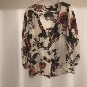 NWOT Daytrip Lg button up